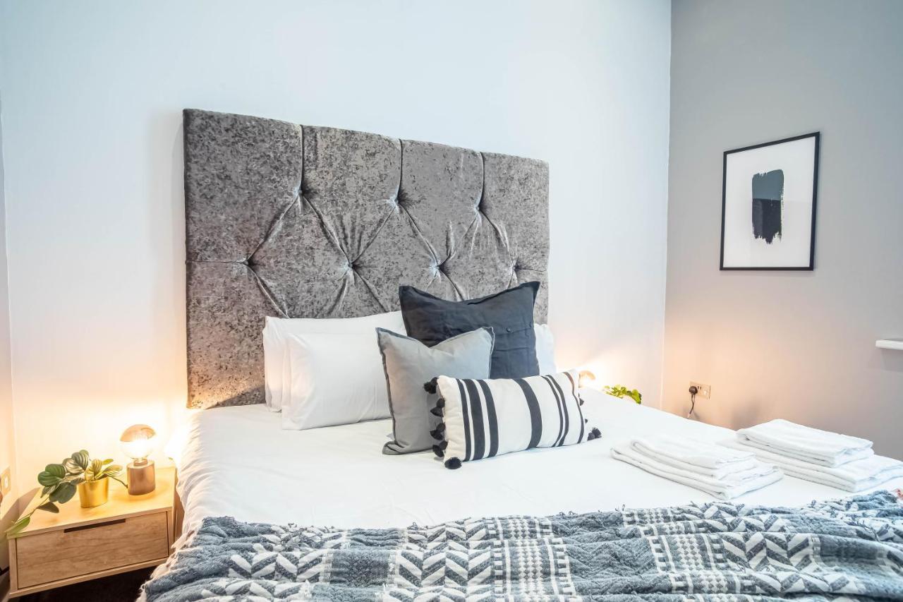 Luxe Apartments Near Albert Docks - 3 Graces - Liverpool One - Business, Contract & Corporate Ready מראה חיצוני תמונה